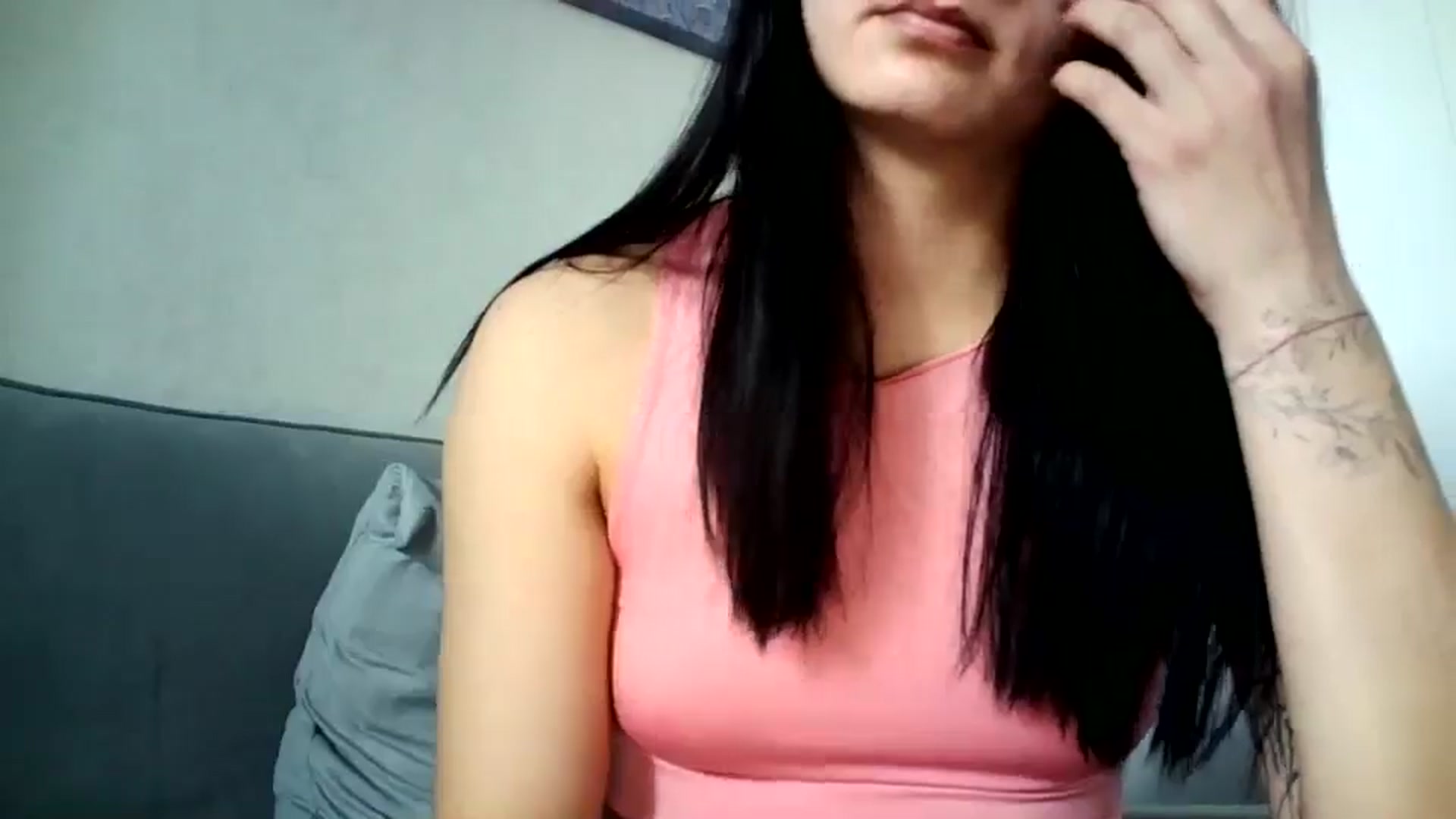 Gallery image thumbnail from mrs_L's myfreecams stream on, 03/18/2025, 12:10 image 7 of 20