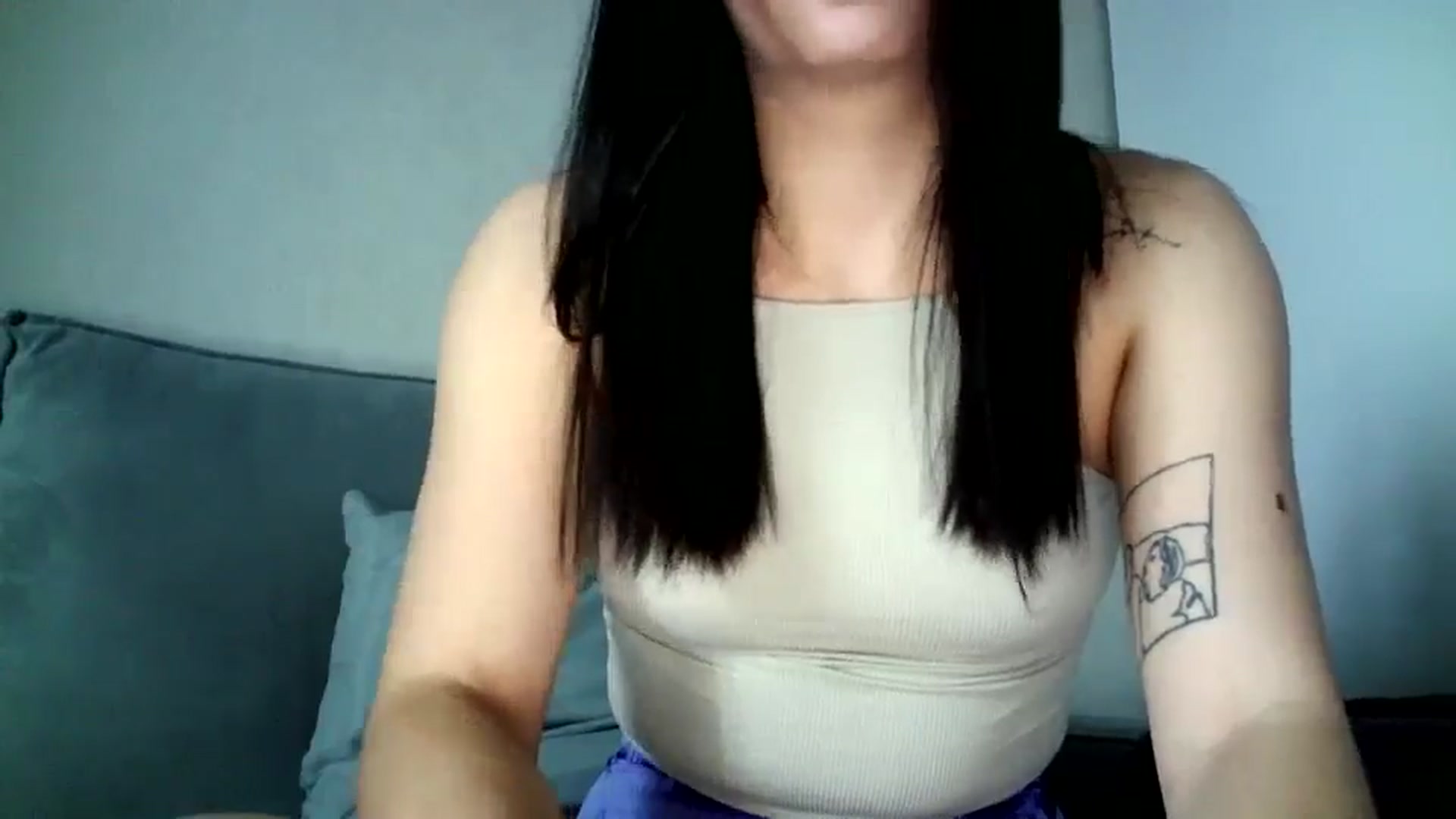Gallery image thumbnail from mrs_L's myfreecams stream on, 03/19/2025, 10:00 image 2 of 20