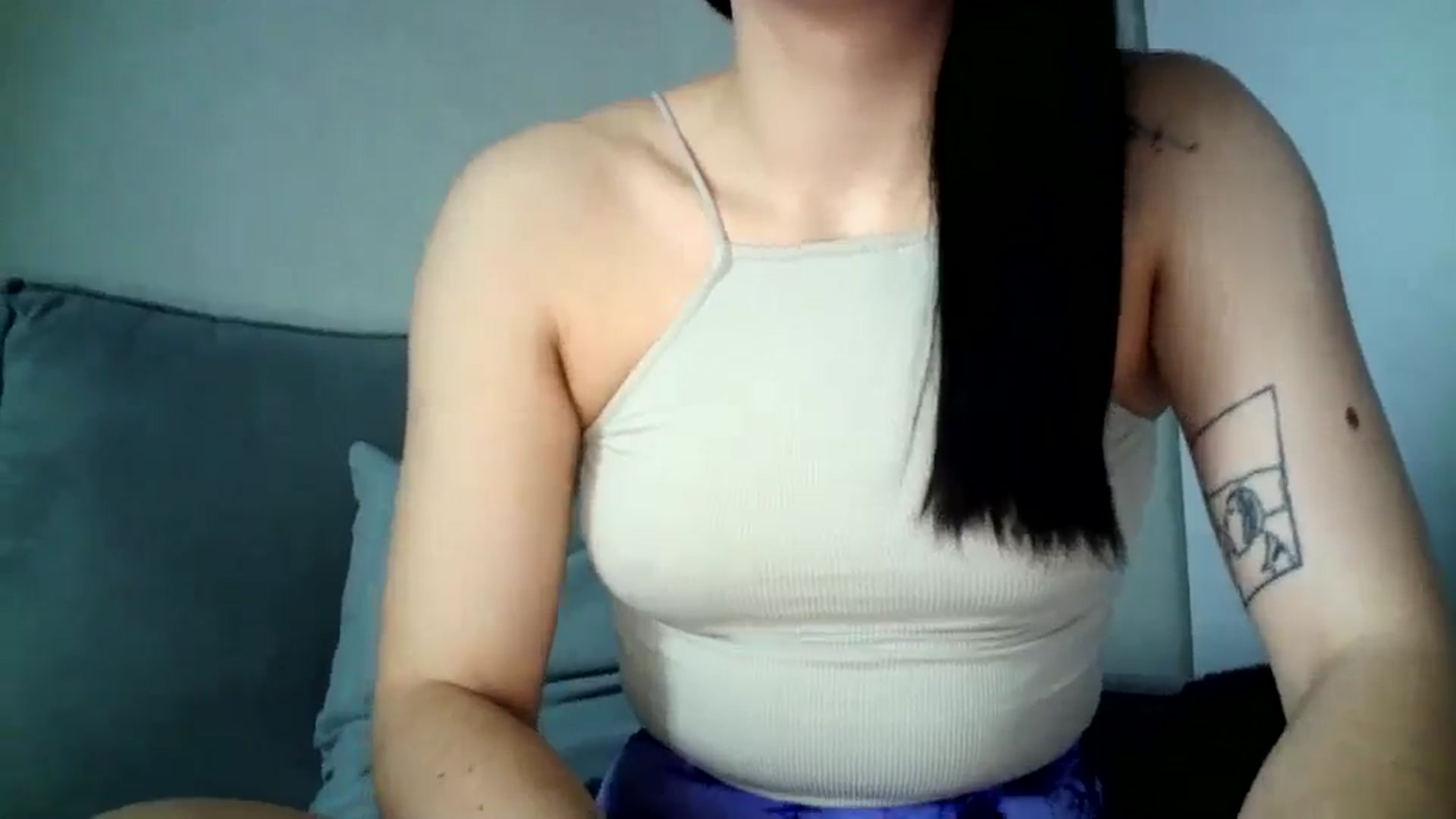 Gallery image thumbnail from mrs_L's myfreecams stream on, 03/19/2025, 10:00 image 15 of 20