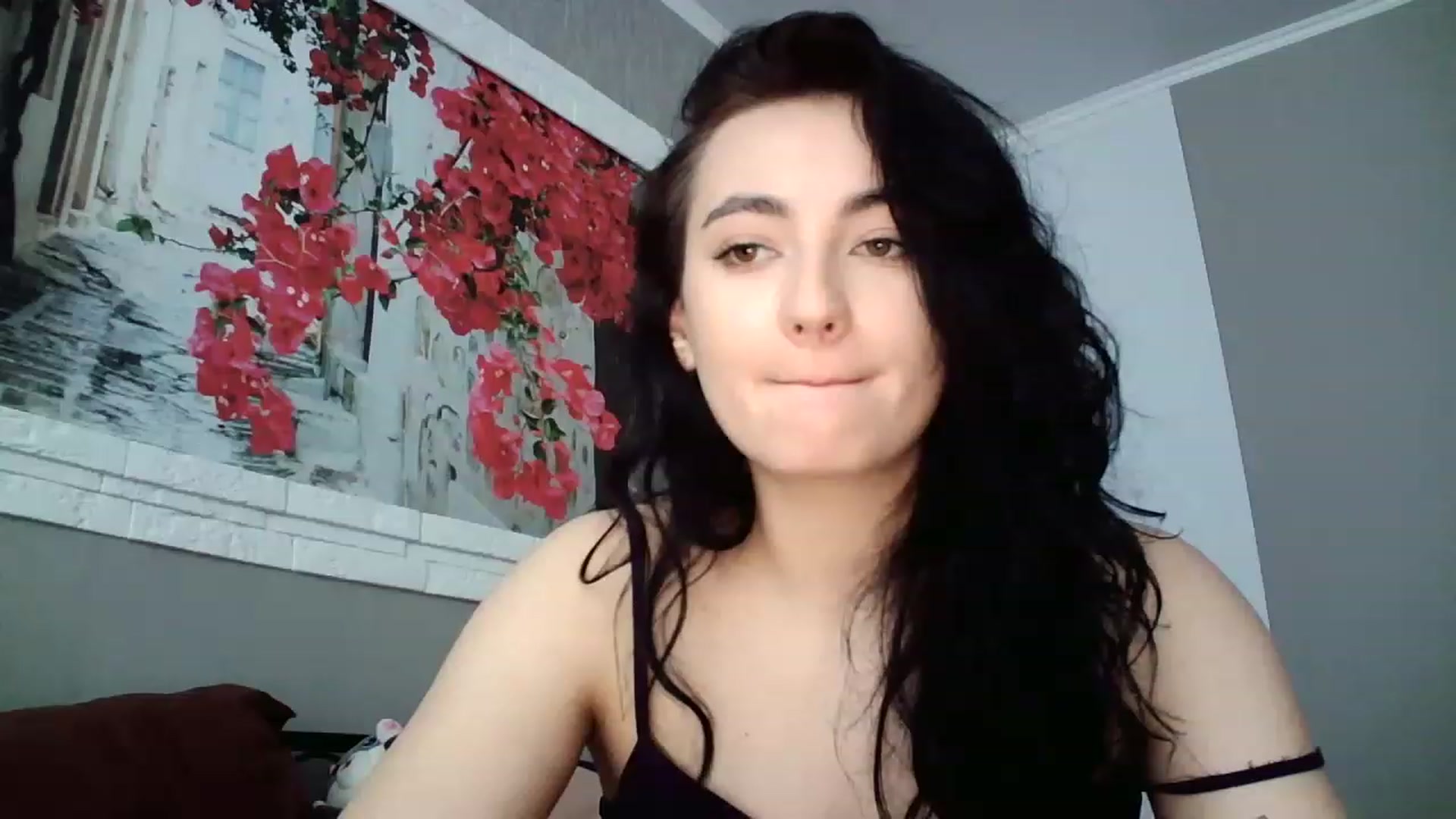 Gallery image thumbnail from mrs_lolly's myfreecams stream on, 03/28/2023, 11:27 image 11 of 20