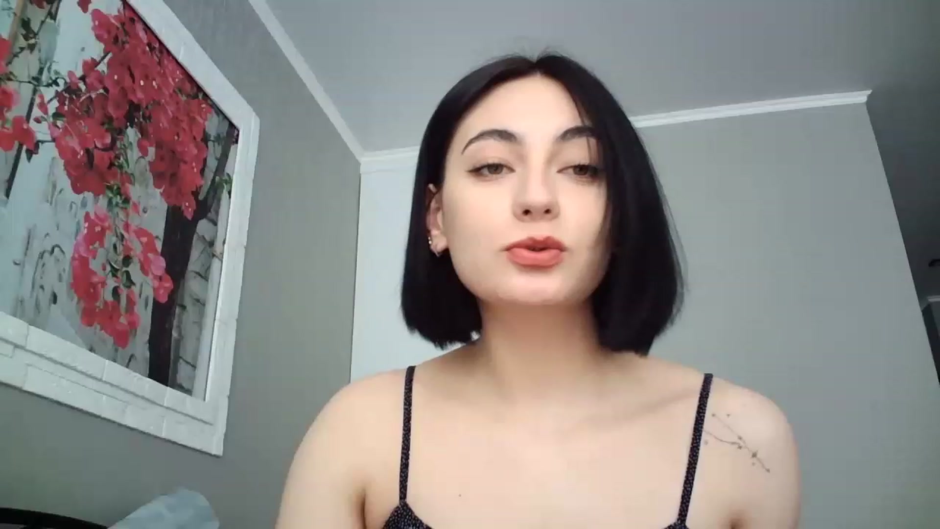 Gallery image thumbnail from mrs_lolly's myfreecams stream on, 04/18/2023, 11:15 image 6 of 20