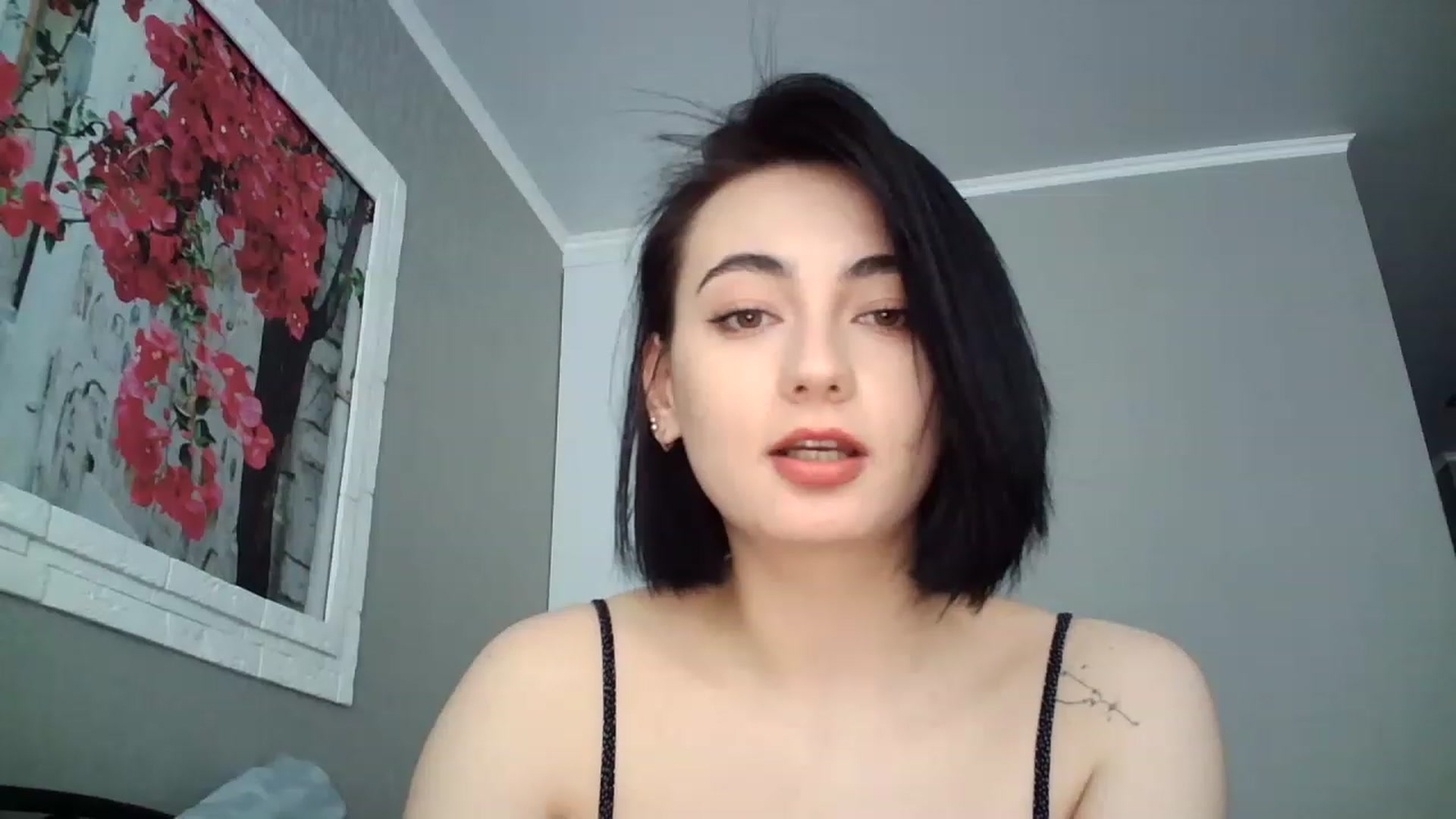 Gallery image thumbnail from mrs_lolly's myfreecams stream on, 04/18/2023, 11:15 image 18 of 20