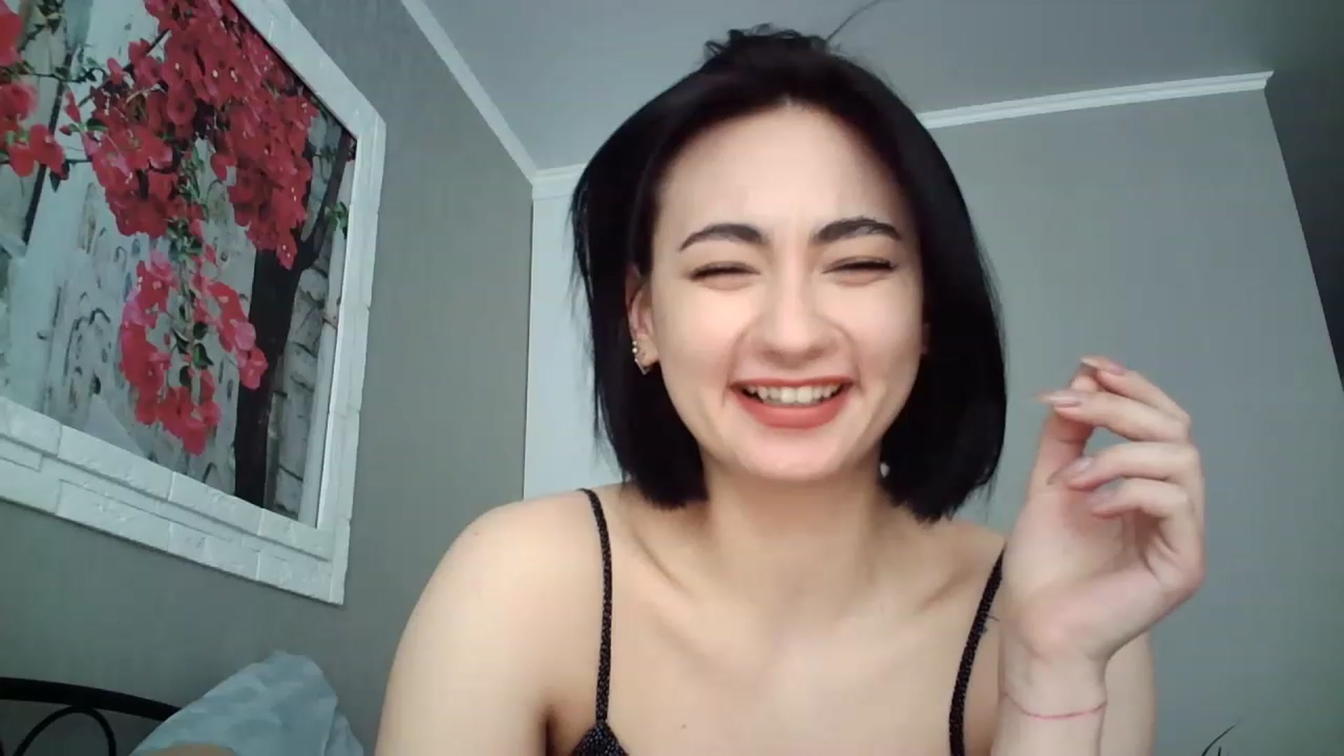Gallery image thumbnail from mrs_lolly's myfreecams stream on, 04/18/2023, 11:15 image 13 of 20