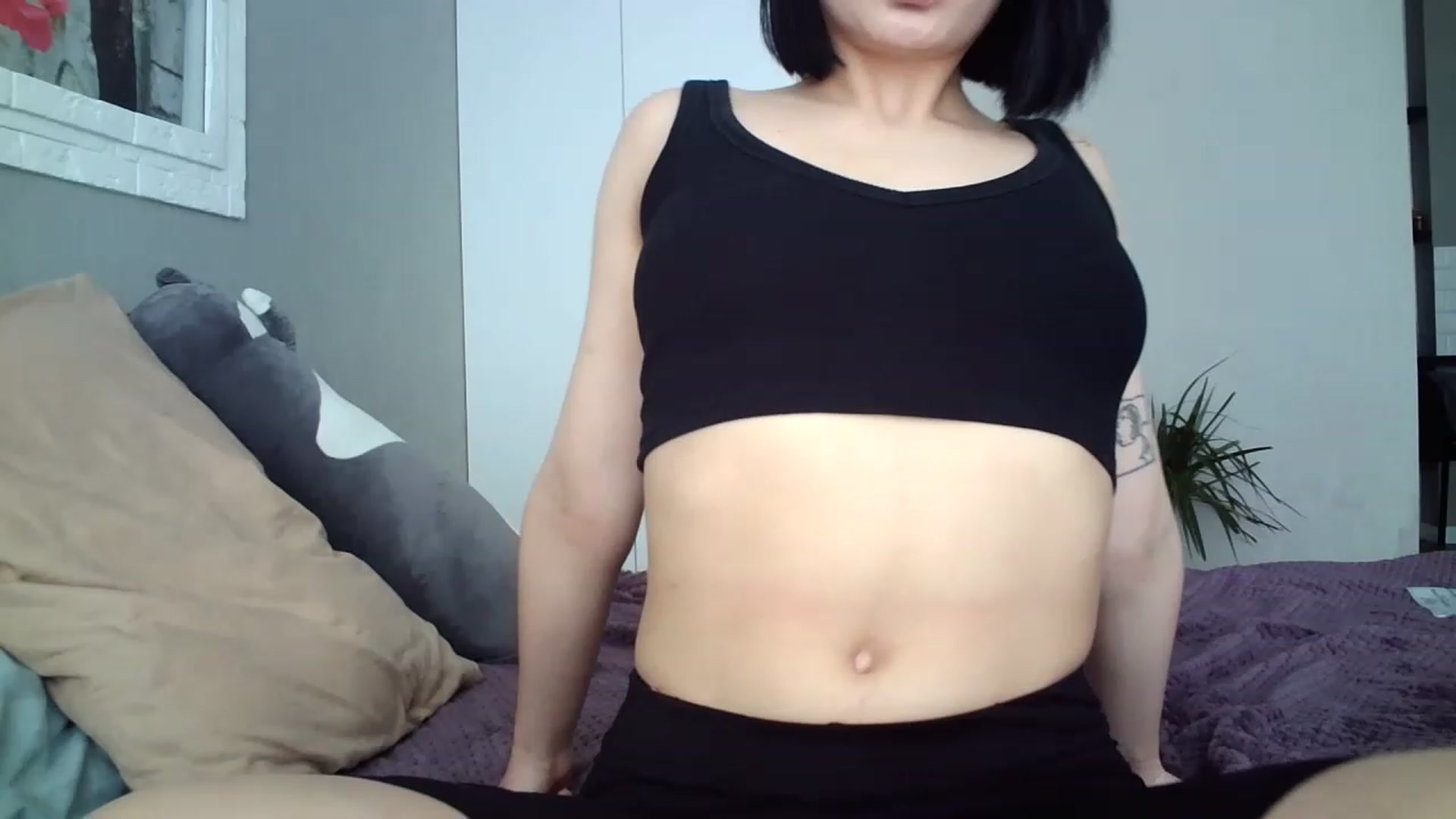 Gallery image thumbnail from mrs_lolly's myfreecams stream on, 04/24/2023, 10:34 image 20 of 20