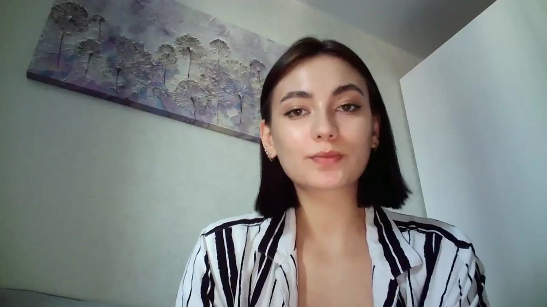 Gallery image thumbnail from mrs_lolly's myfreecams stream on, 08/01/2023, 13:10 image 6 of 20