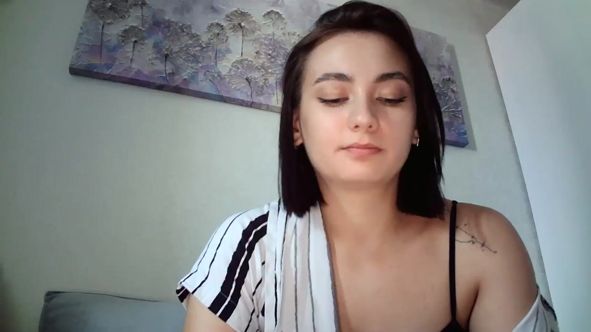 Gallery image thumbnail from mrs_lolly's myfreecams stream on, 08/01/2023, 13:10 image 19 of 20