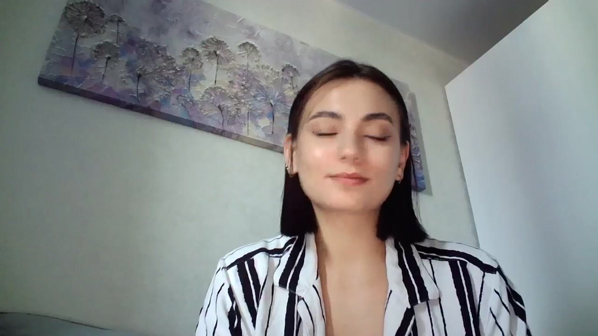 Gallery image thumbnail from mrs_lolly's myfreecams stream on, 08/01/2023, 13:10 image 2 of 20