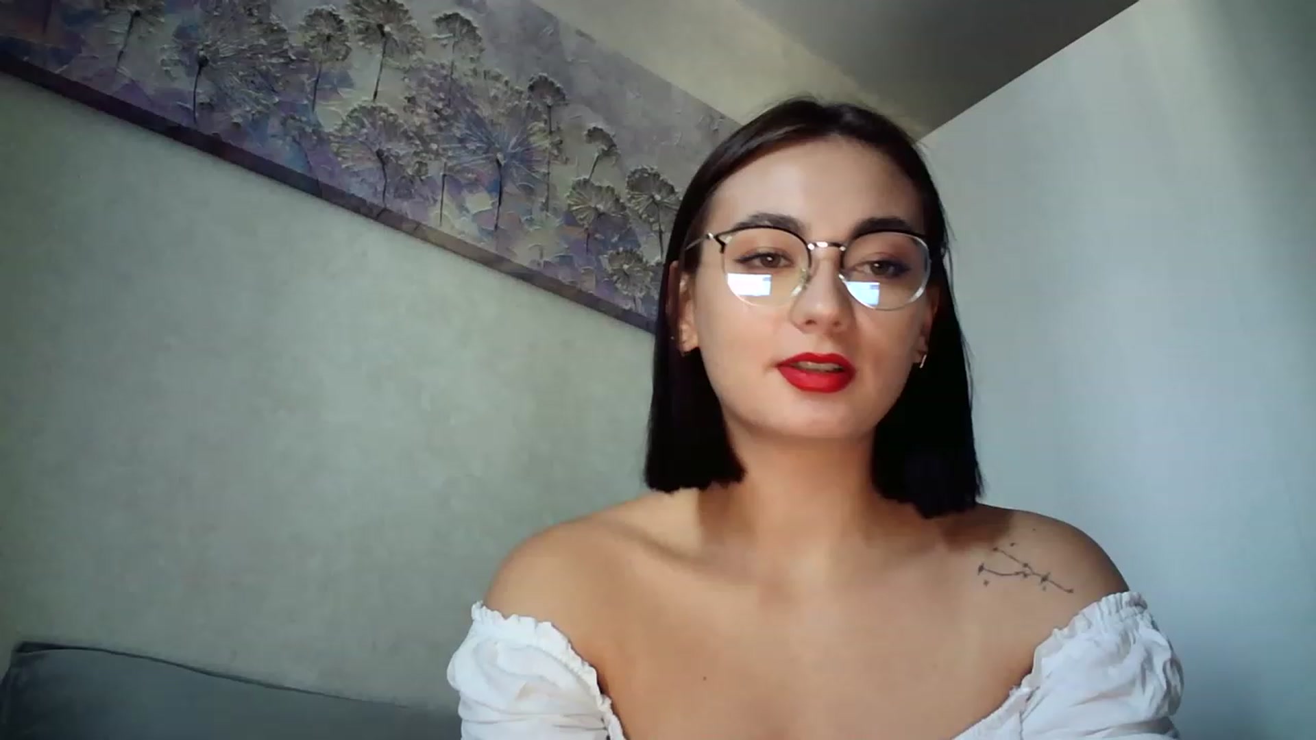 Gallery image thumbnail from mrs_lolly's myfreecams stream on, 08/09/2023, 10:17 image 1 of 20