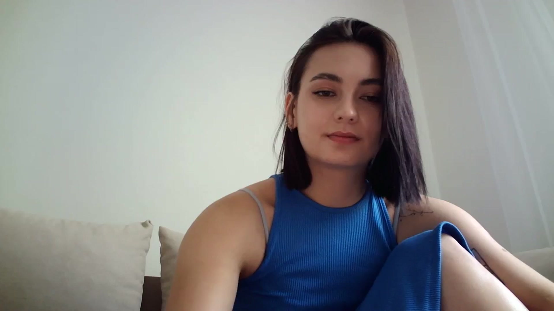 Gallery image thumbnail from mrs_lolly's myfreecams stream on, 08/10/2023, 11:05 image 11 of 20