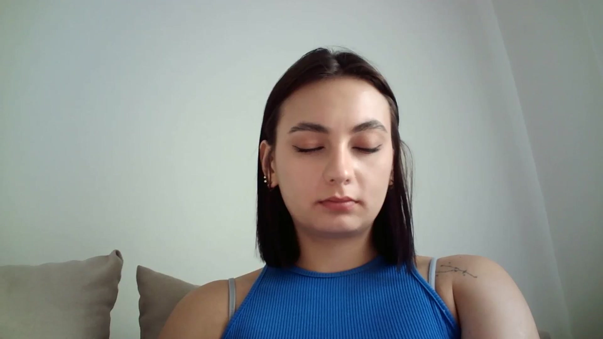 Gallery image thumbnail from mrs_lolly's myfreecams stream on, 08/10/2023, 12:22 image 8 of 20