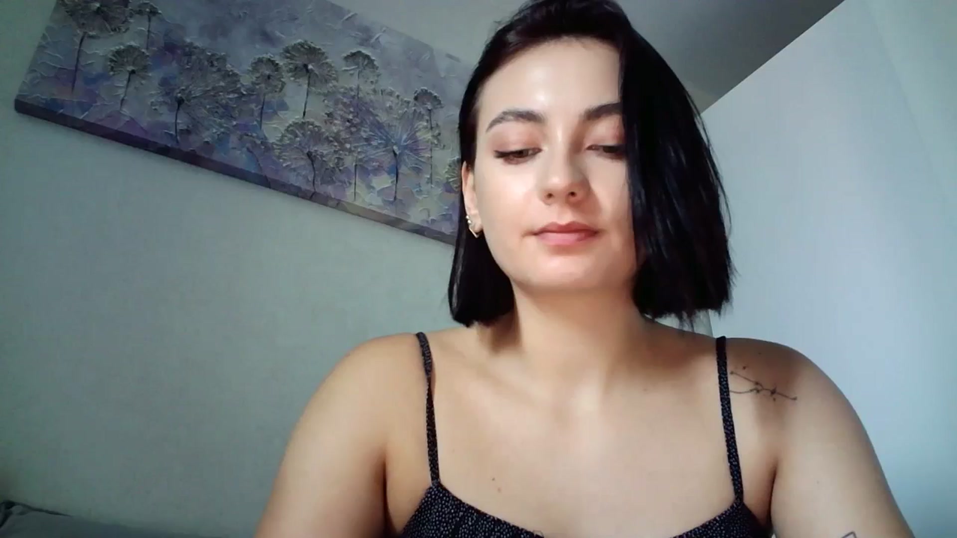 Gallery image thumbnail from mrs_lolly's myfreecams stream on, 08/21/2023, 09:07 image 3 of 20