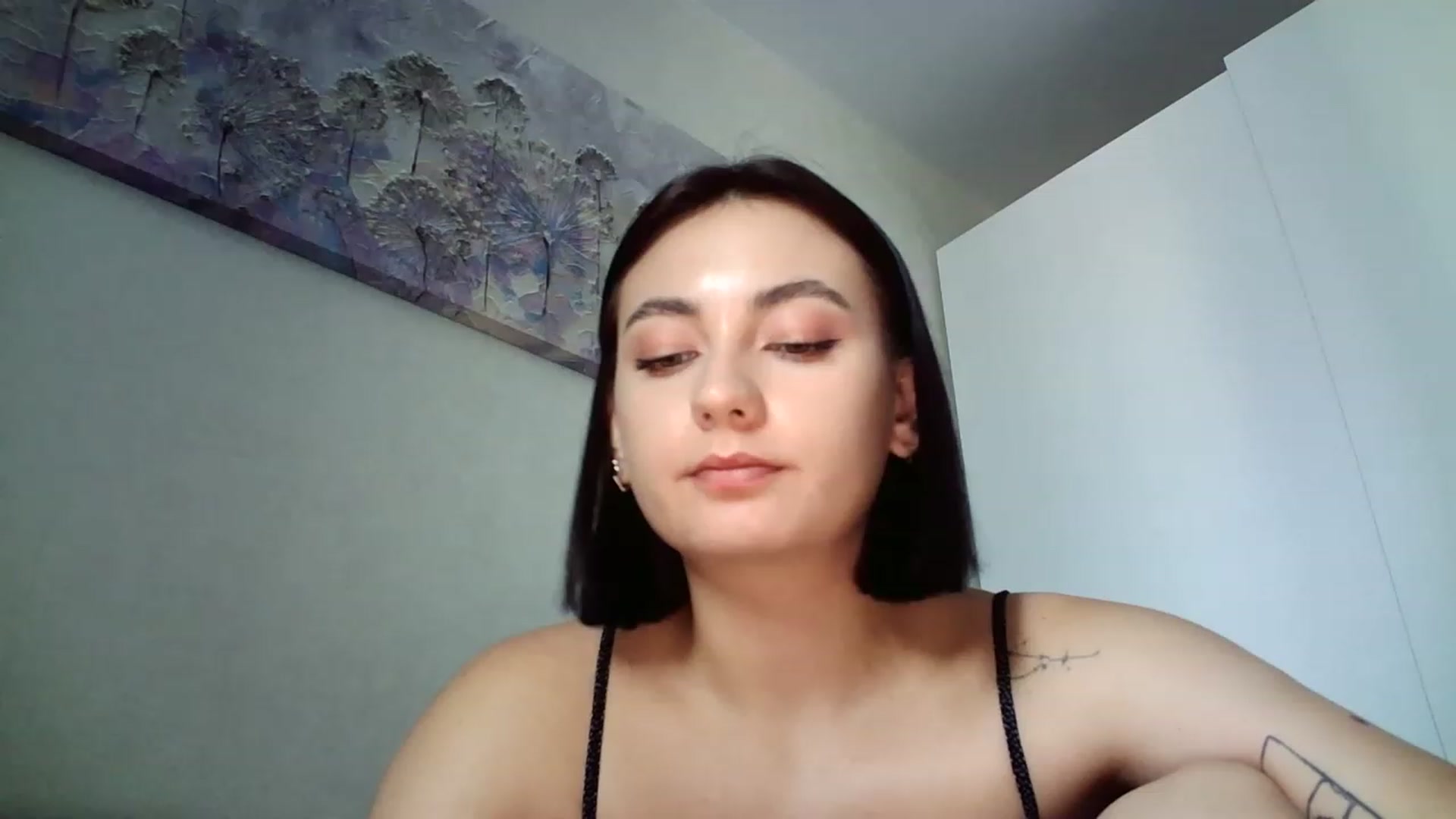 Gallery image thumbnail from mrs_lolly's myfreecams stream on, 08/21/2023, 11:27 image 9 of 20