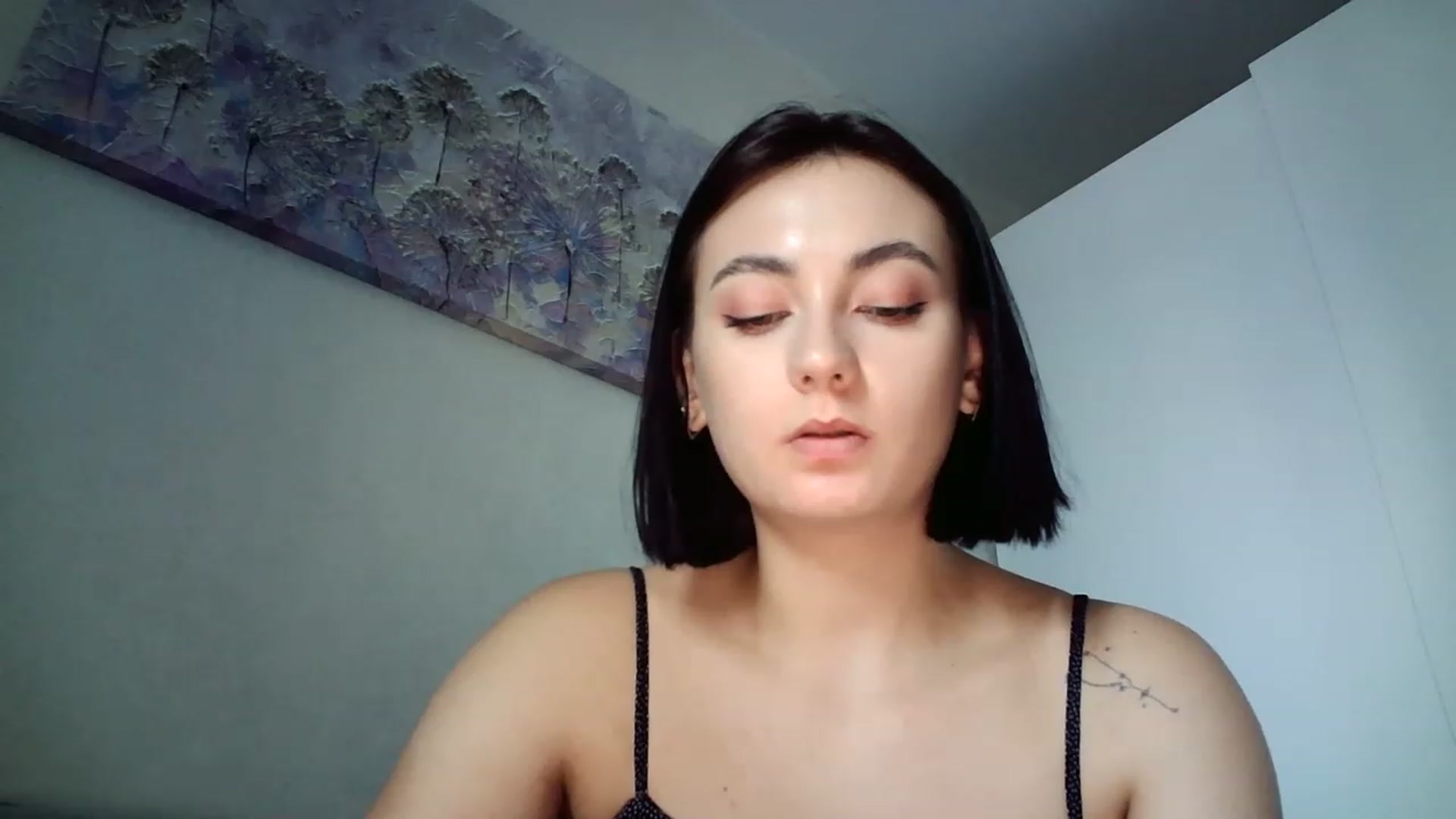 Gallery image thumbnail from mrs_lolly's myfreecams stream on, 08/21/2023, 11:27 image 4 of 20