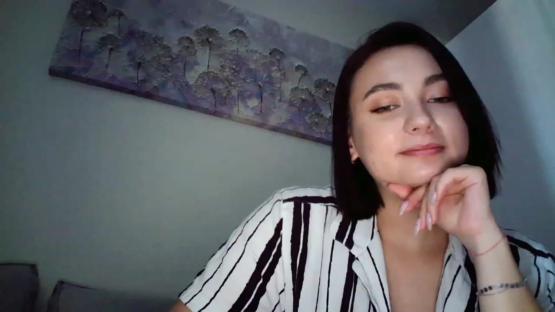 Gallery image thumbnail from mrs_lolly's myfreecams stream on, 08/22/2023, 10:18 image 8 of 20
