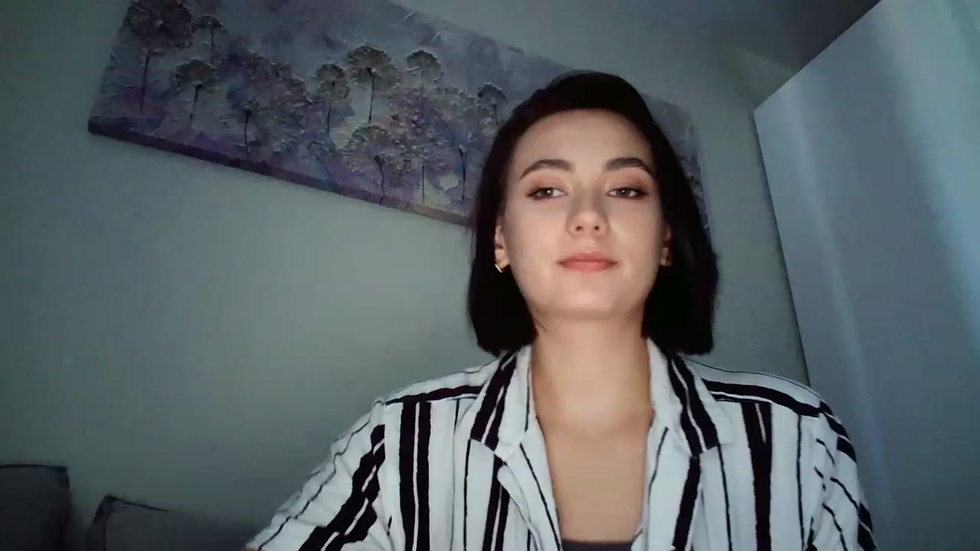 Gallery image thumbnail from mrs_lolly's myfreecams stream on, 08/22/2023, 10:18 image 3 of 20