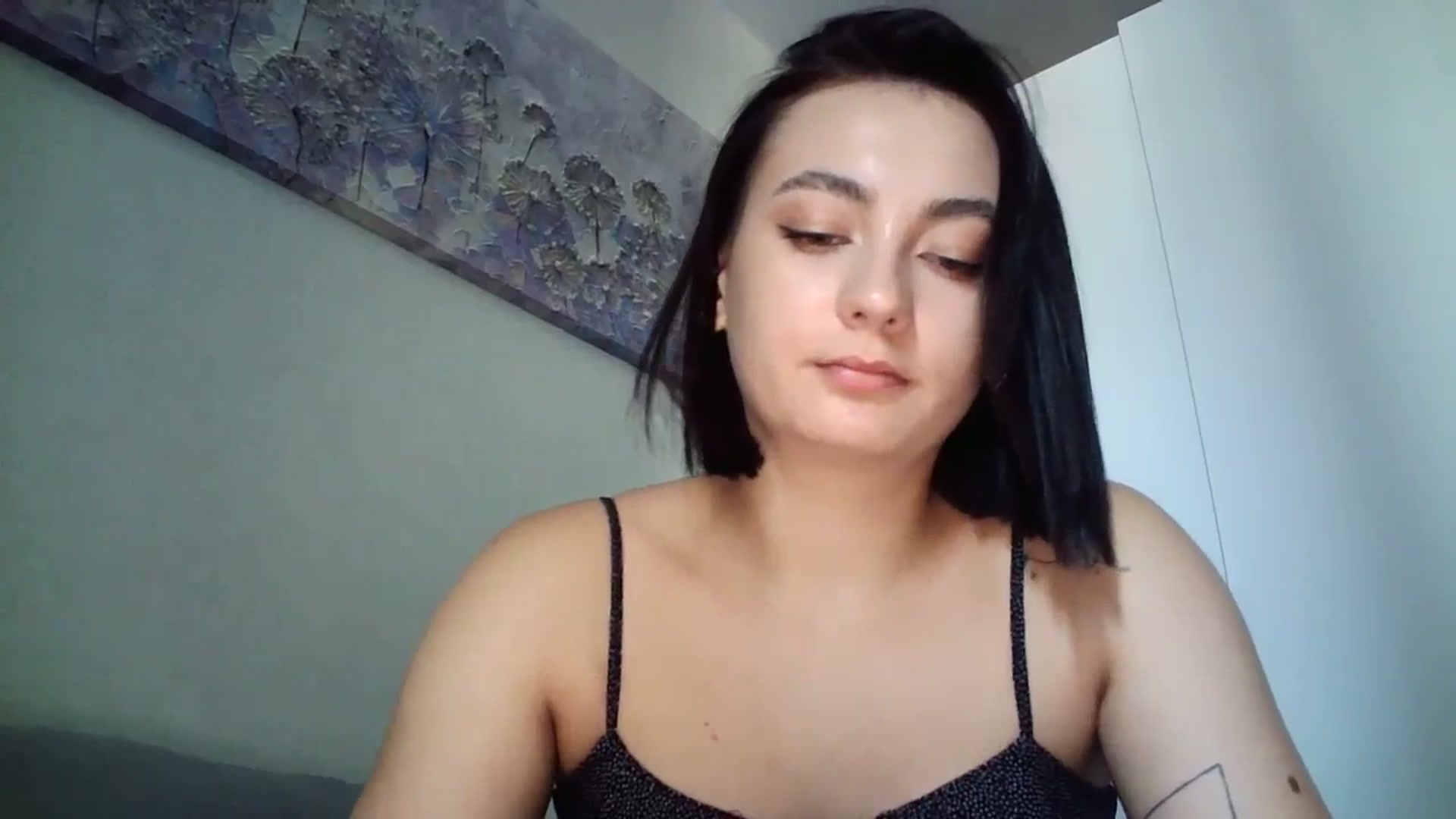 Gallery image thumbnail from mrs_lolly's myfreecams stream on, 08/25/2023, 11:39 image 2 of 20