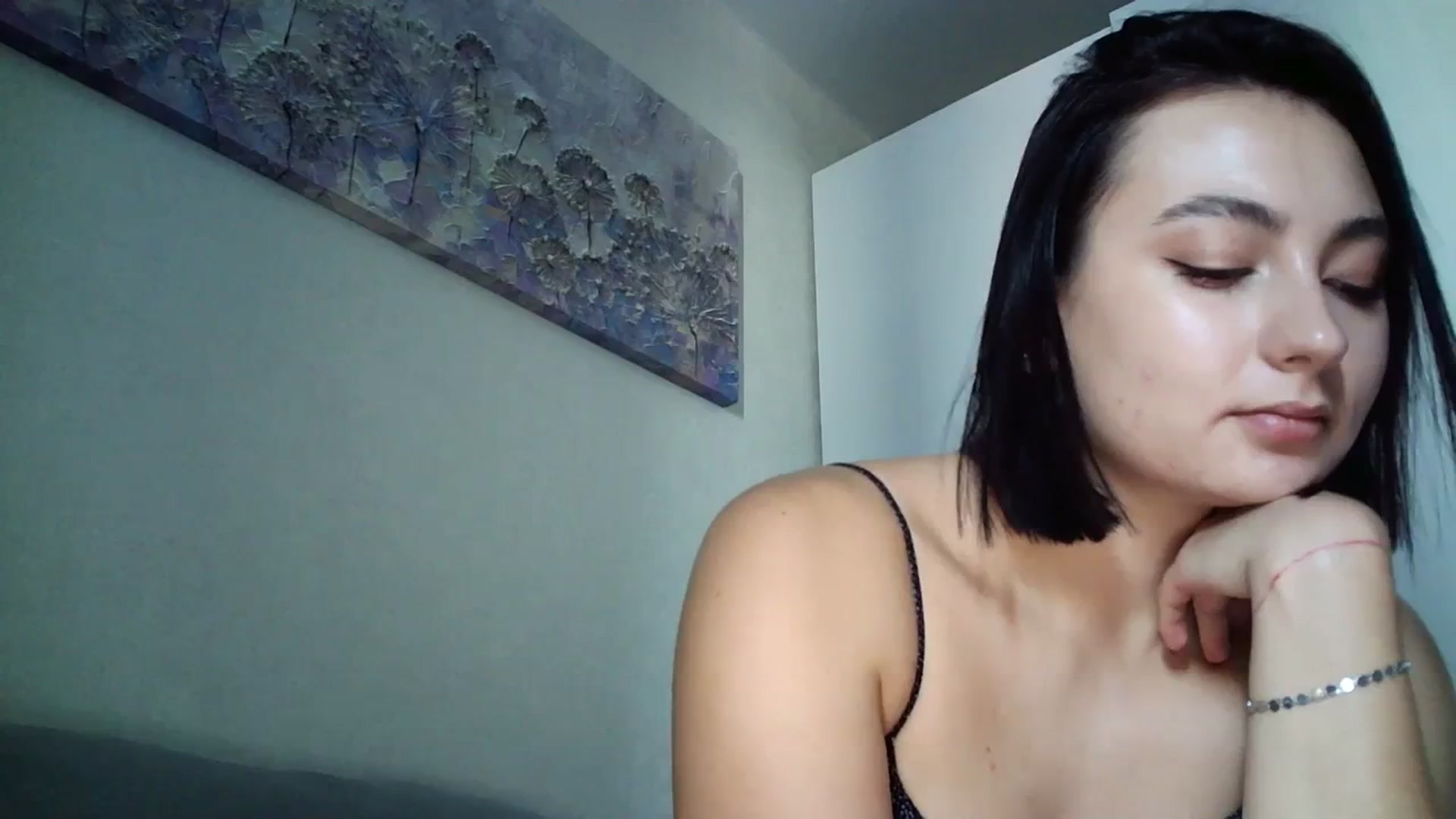 Gallery image thumbnail from mrs_lolly's myfreecams stream on, 08/25/2023, 11:39 image 3 of 20