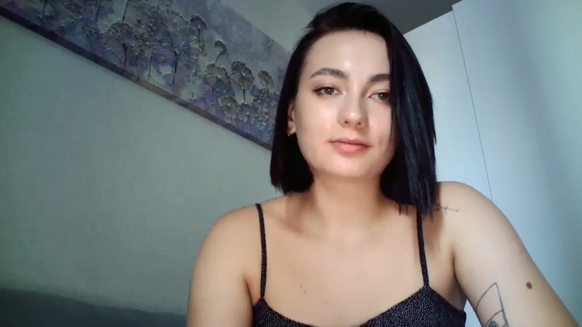 Gallery image thumbnail from mrs_lolly's myfreecams stream on, 08/25/2023, 11:39 image 7 of 20