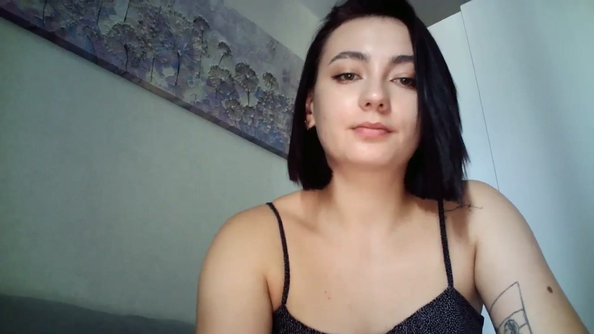 Gallery image thumbnail from mrs_lolly's myfreecams stream on, 08/25/2023, 11:39 image 6 of 20