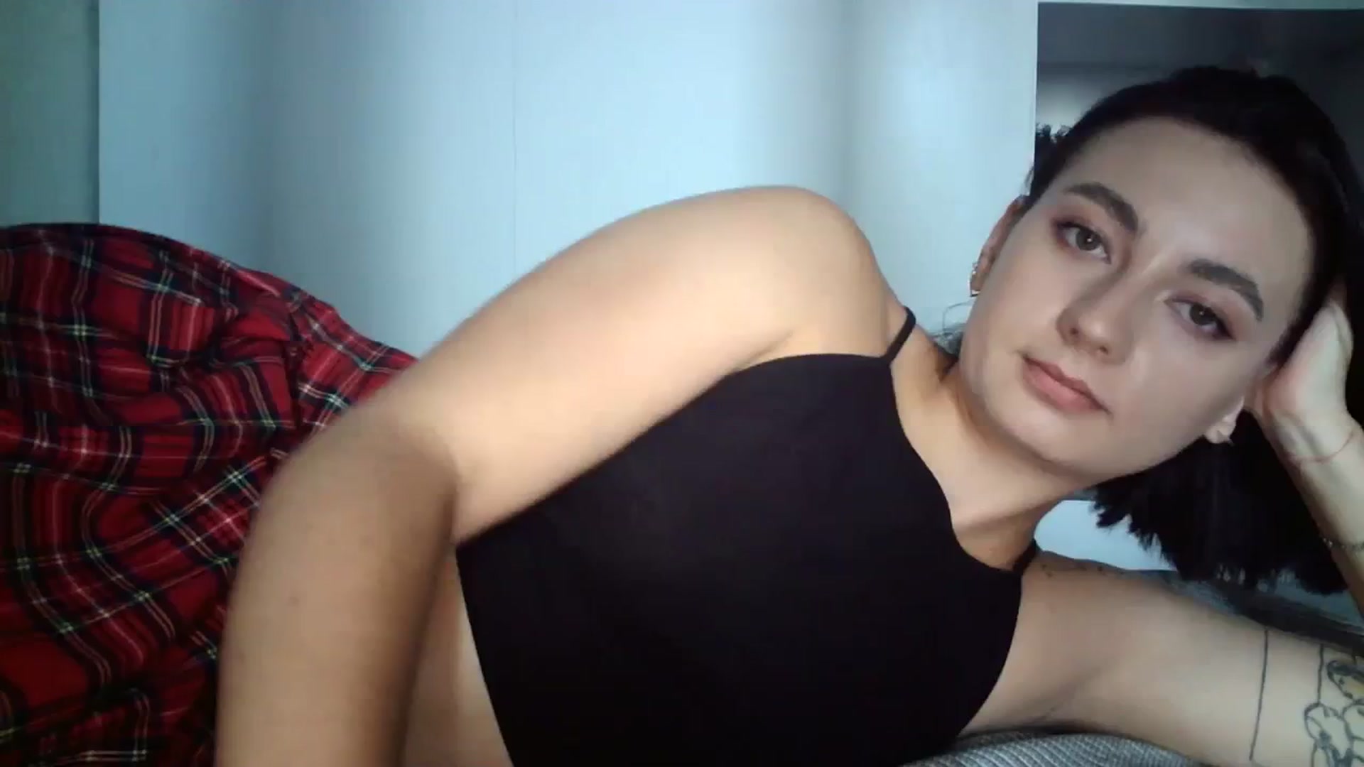 Gallery image thumbnail from mrs_lolly's myfreecams stream on, 08/28/2023, 10:14 image 7 of 20
