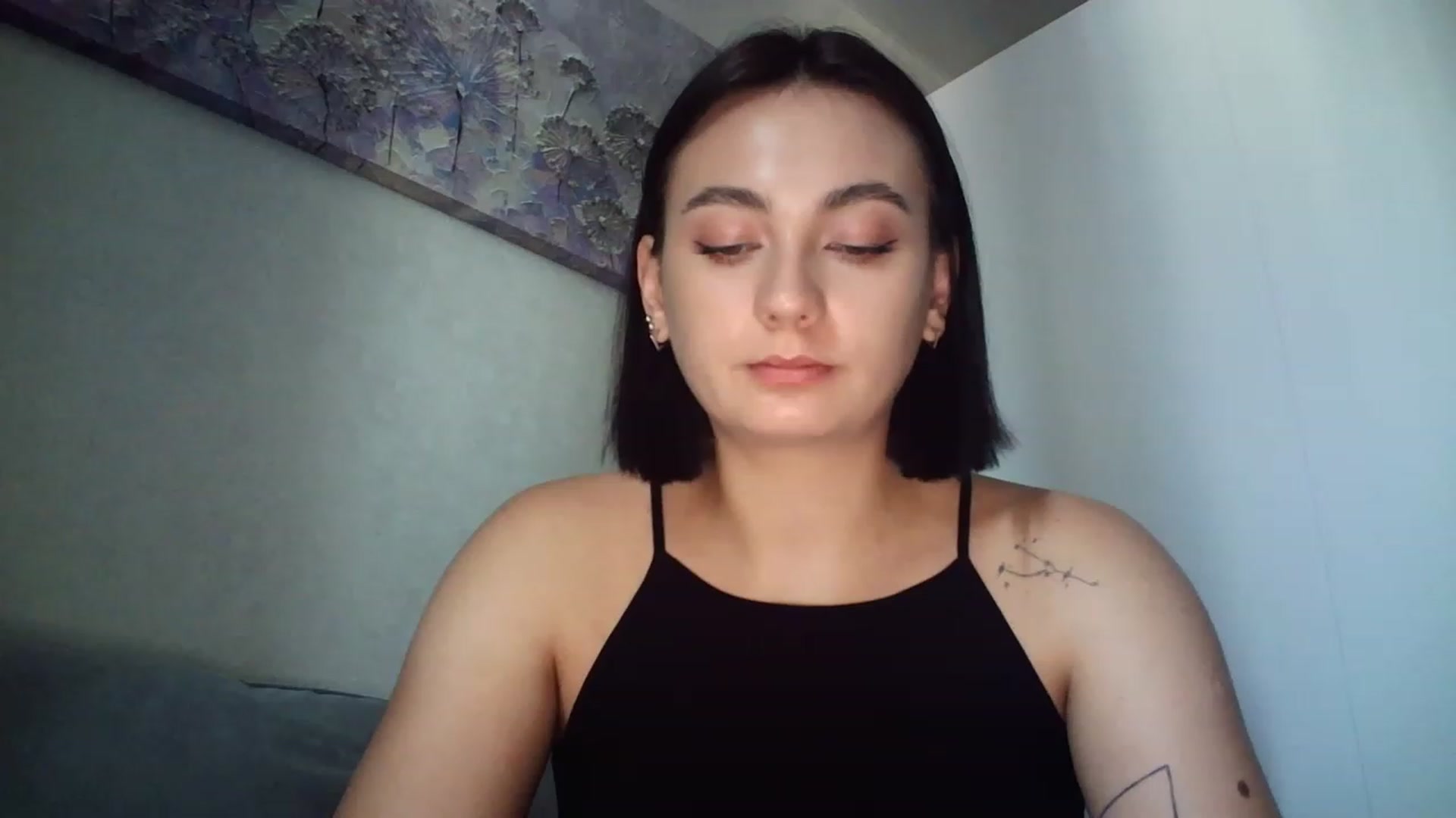 Gallery image thumbnail from mrs_lolly's myfreecams stream on, 08/28/2023, 11:27 image 1 of 20