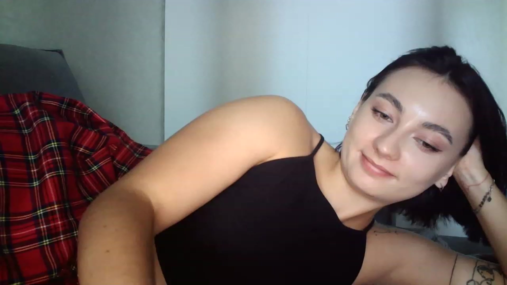 Gallery image thumbnail from mrs_lolly's myfreecams stream on, 08/28/2023, 11:27 image 7 of 20