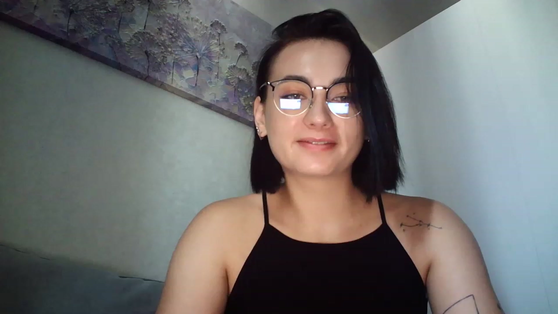 Gallery image thumbnail from mrs_lolly's myfreecams stream on, 08/28/2023, 11:27 image 14 of 20