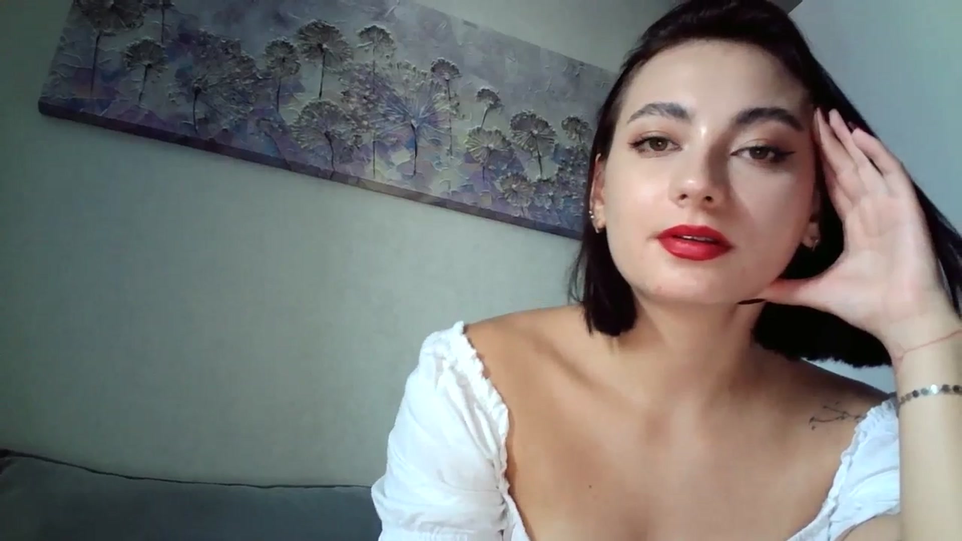Gallery image thumbnail from mrs_lolly's myfreecams stream on, 08/31/2023, 11:06 image 18 of 20