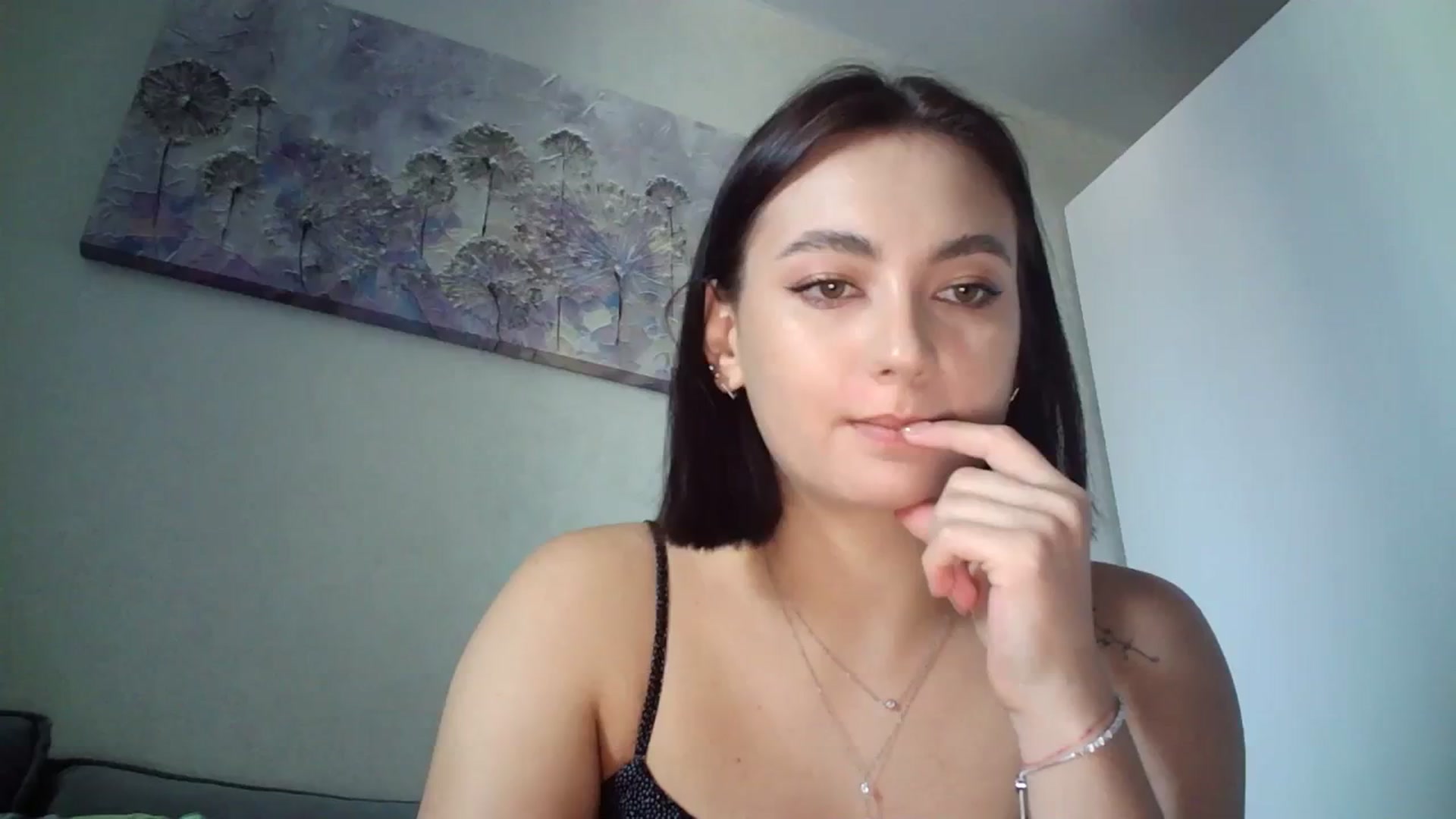 Gallery image thumbnail from mrs_lolly's myfreecams stream on, 09/11/2023, 10:35 image 5 of 20
