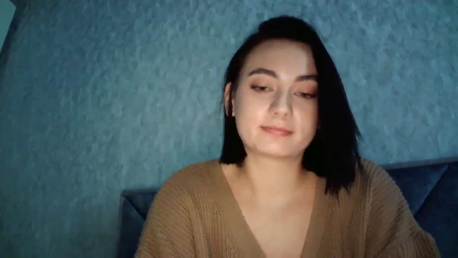 Gallery image thumbnail from mrs_lolly's myfreecams stream on, 11/24/2023, 12:16 image 17 of 20