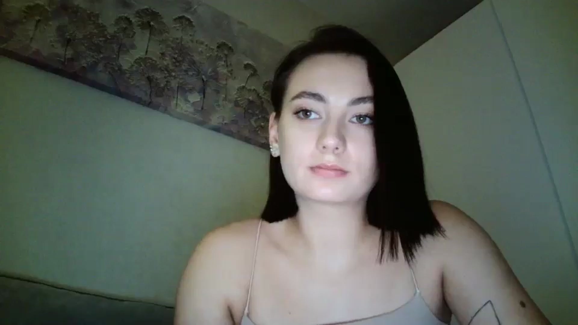 Gallery image thumbnail from mrs_lolly's myfreecams stream on, 12/18/2023, 13:02 image 15 of 20