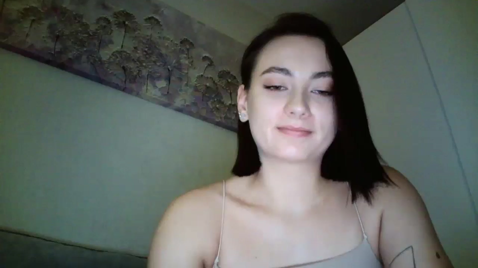 Gallery image thumbnail from mrs_lolly's myfreecams stream on, 12/18/2023, 13:02 image 14 of 20