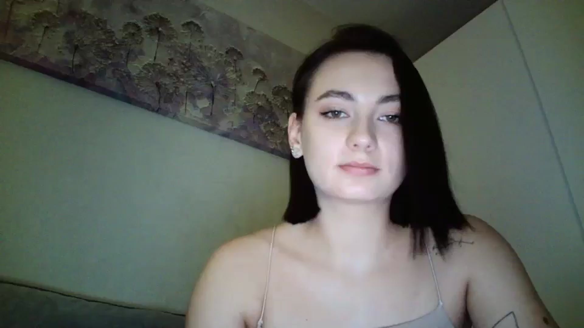 Gallery image thumbnail from mrs_lolly's myfreecams stream on, 12/18/2023, 13:02 image 16 of 20