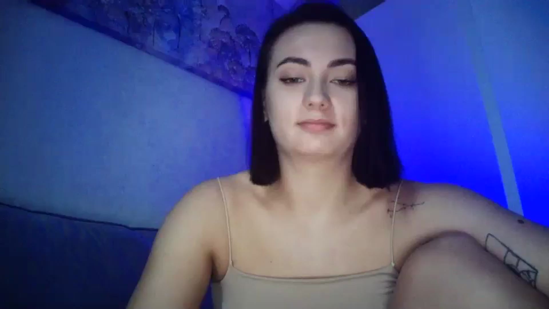 Gallery image thumbnail from mrs_lolly's myfreecams stream on, 12/27/2023, 11:11 image 12 of 20