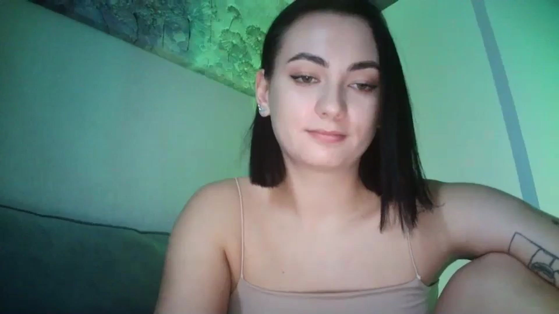 Gallery image thumbnail from mrs_lolly's myfreecams stream on, 12/27/2023, 11:11 image 18 of 20