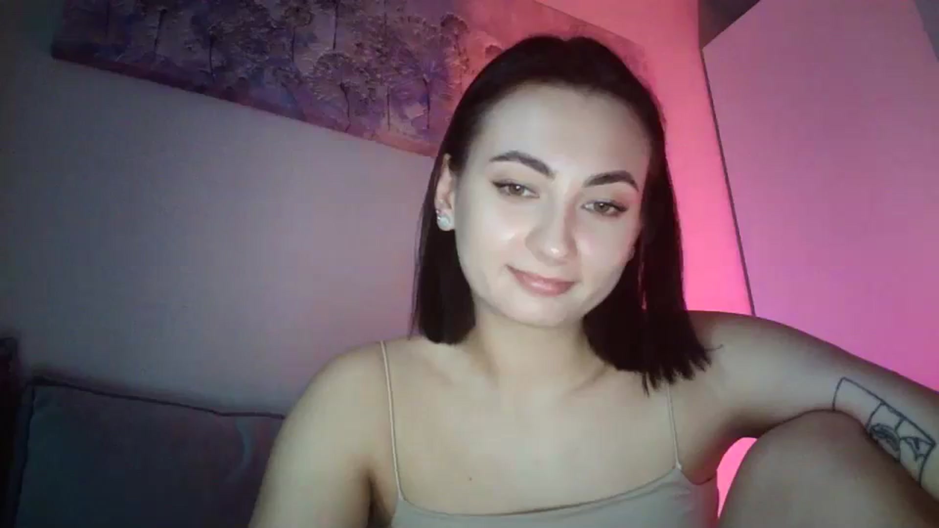 Gallery image thumbnail from mrs_lolly's myfreecams stream on, 12/27/2023, 12:08 image 16 of 20