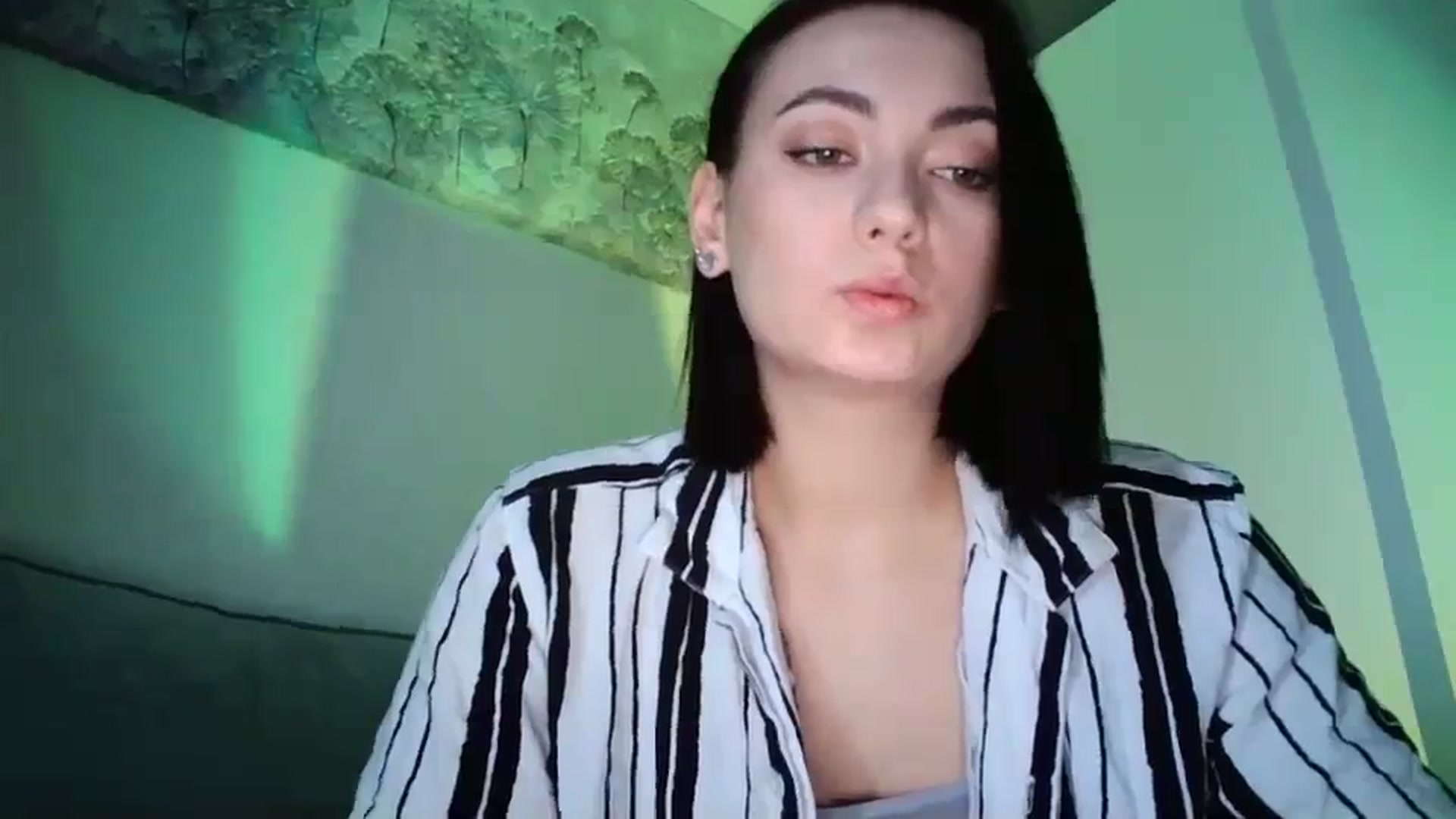 Gallery image thumbnail from mrs_lolly's myfreecams stream on, 01/11/2024, 11:27 image 12 of 20
