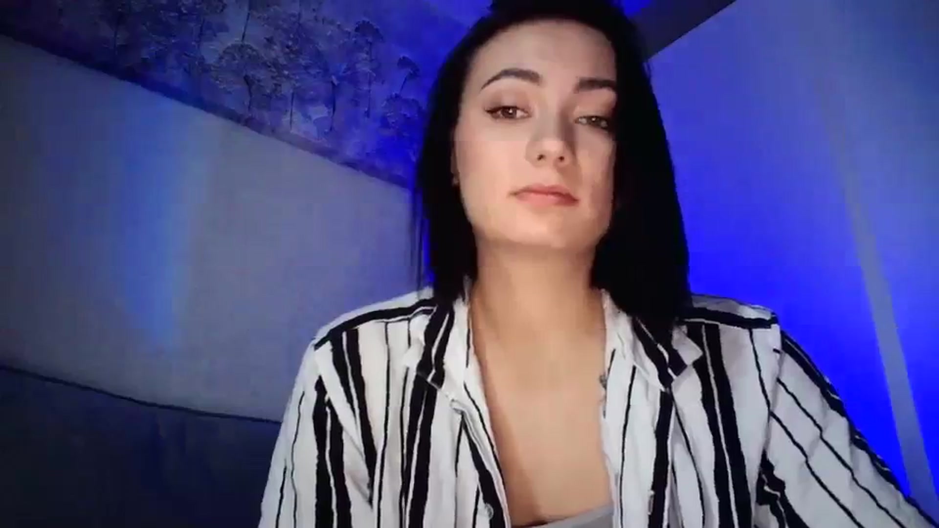 Gallery image thumbnail from mrs_lolly's myfreecams stream on, 01/11/2024, 11:27 image 10 of 20