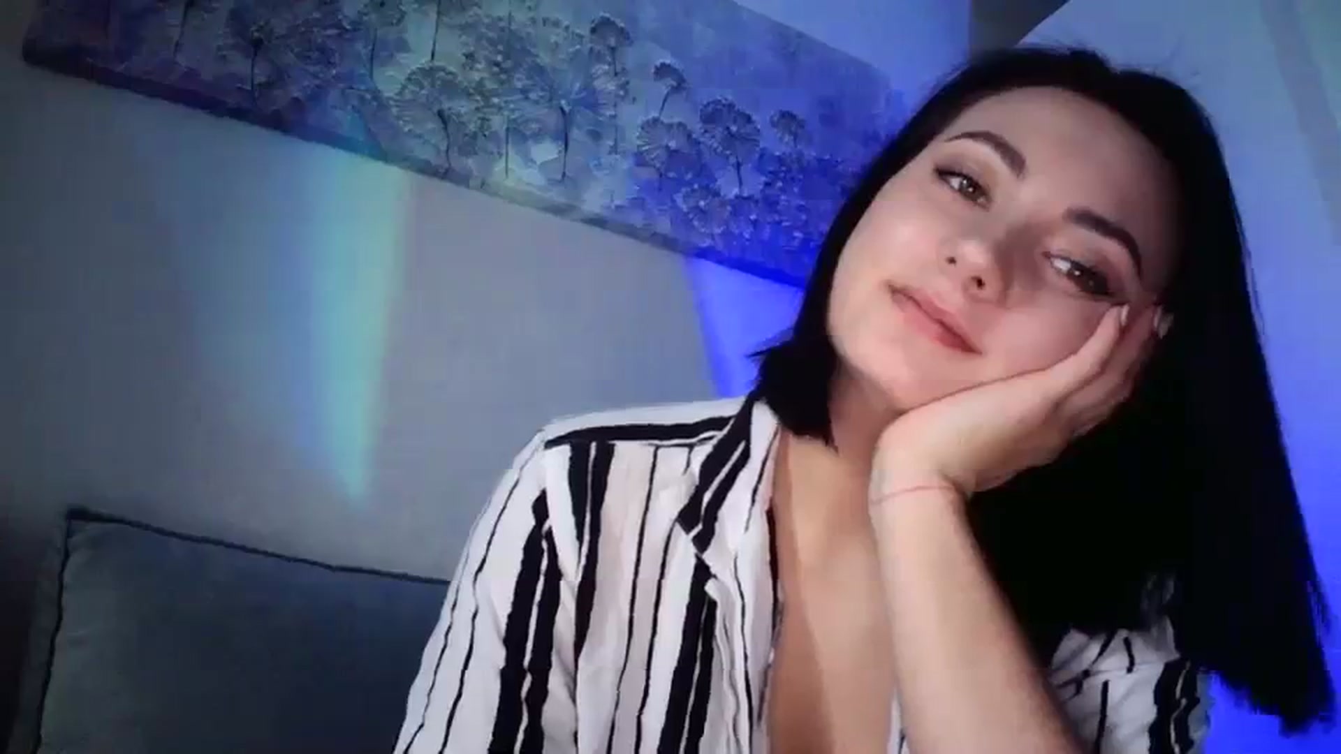 Gallery image thumbnail from mrs_lolly's myfreecams stream on, 01/11/2024, 11:27 image 5 of 20