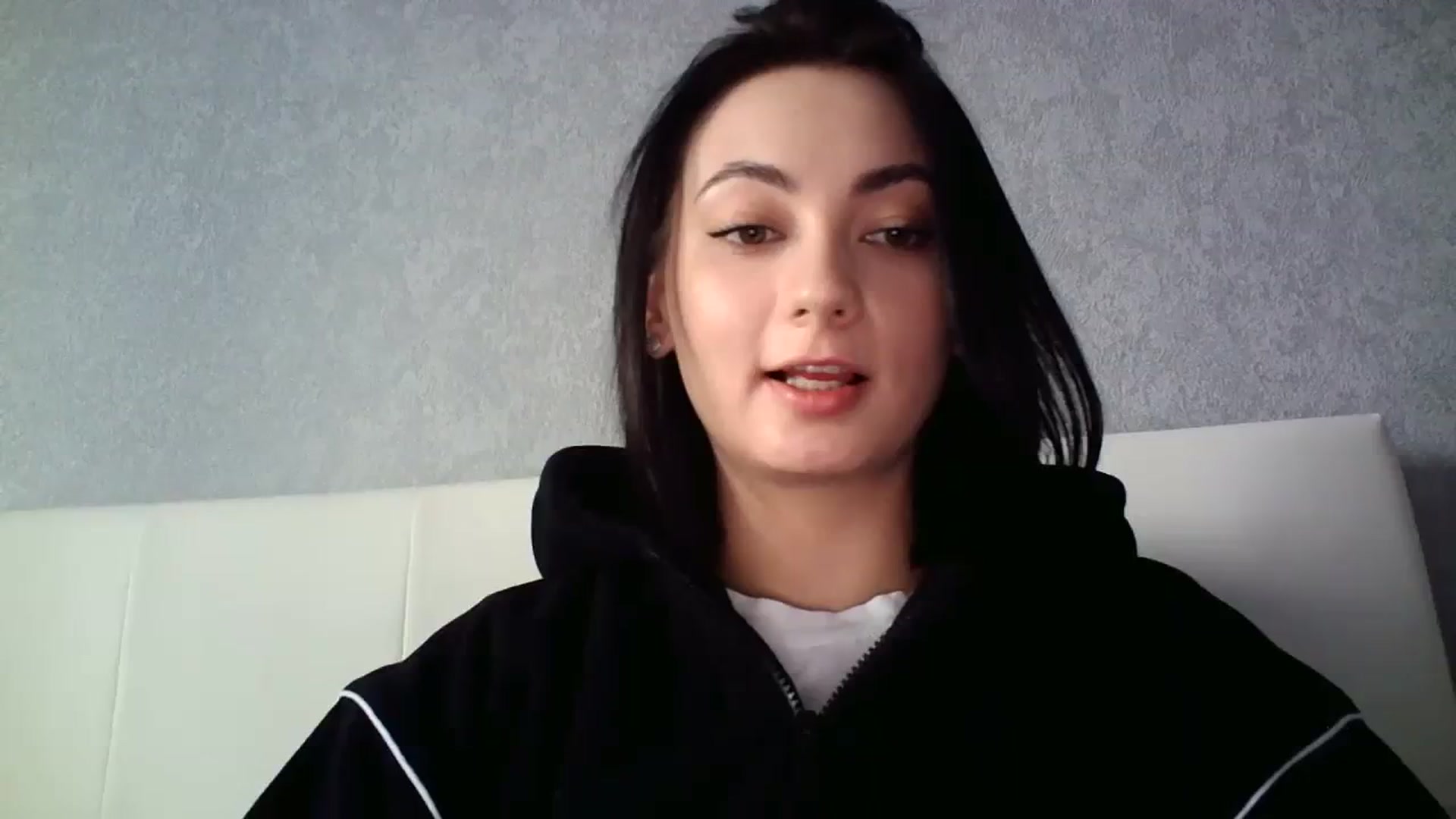 Gallery image thumbnail from mrs_lolly's myfreecams stream on, 01/17/2024, 10:43 image 20 of 20