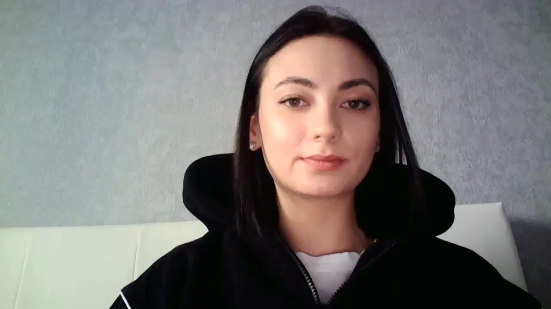 Gallery image thumbnail from mrs_lolly's myfreecams stream on, 01/17/2024, 10:43 image 3 of 20