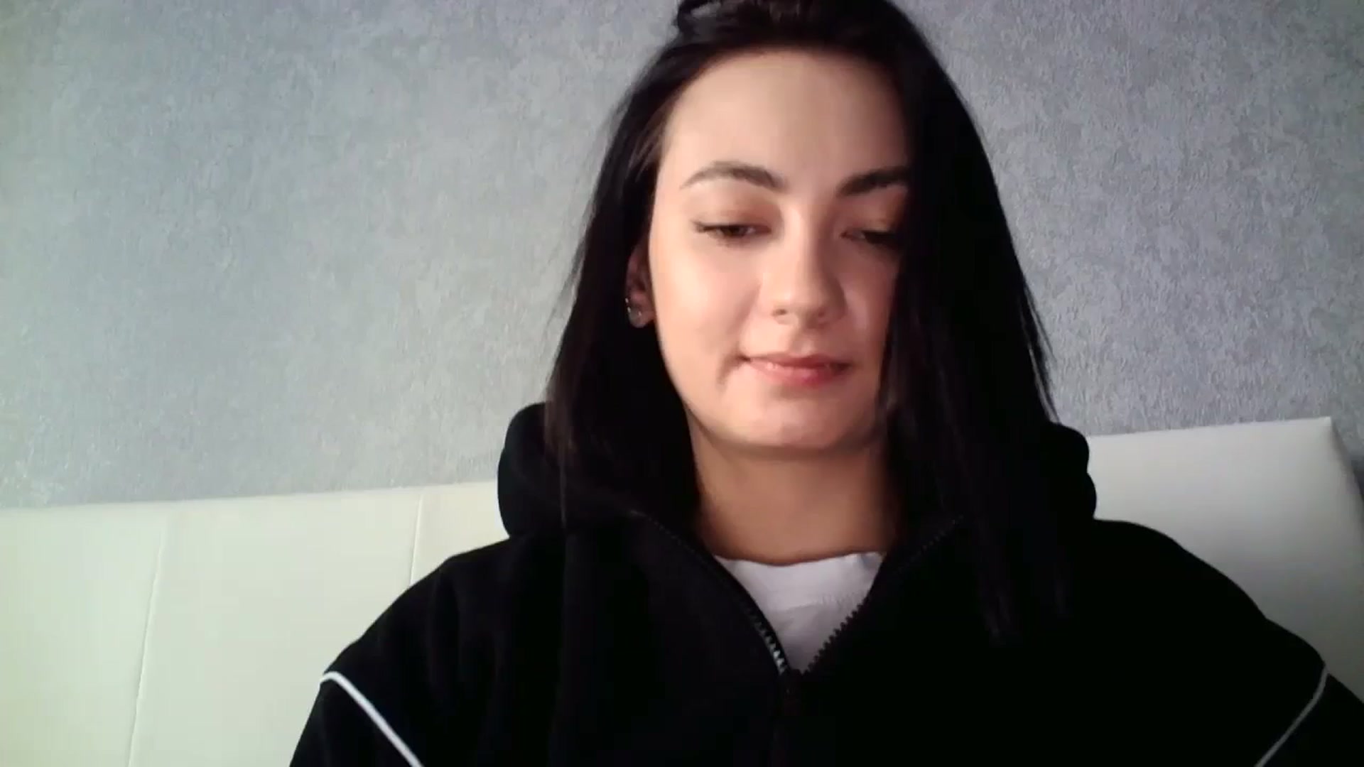 Gallery image thumbnail from mrs_lolly's myfreecams stream on, 01/17/2024, 10:43 image 15 of 20
