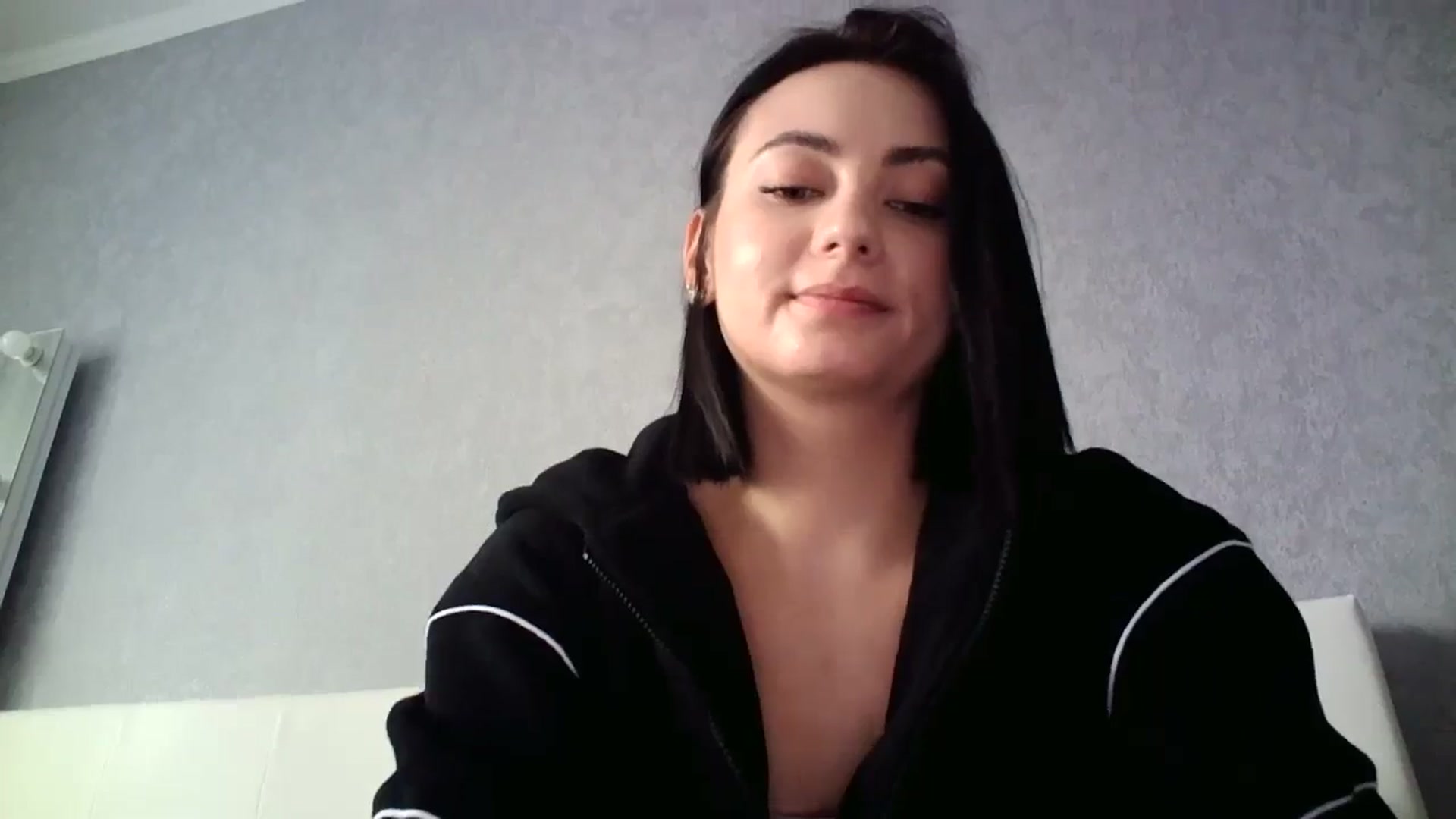 Gallery image thumbnail from mrs_lolly's myfreecams stream on, 01/17/2024, 11:40 image 20 of 20