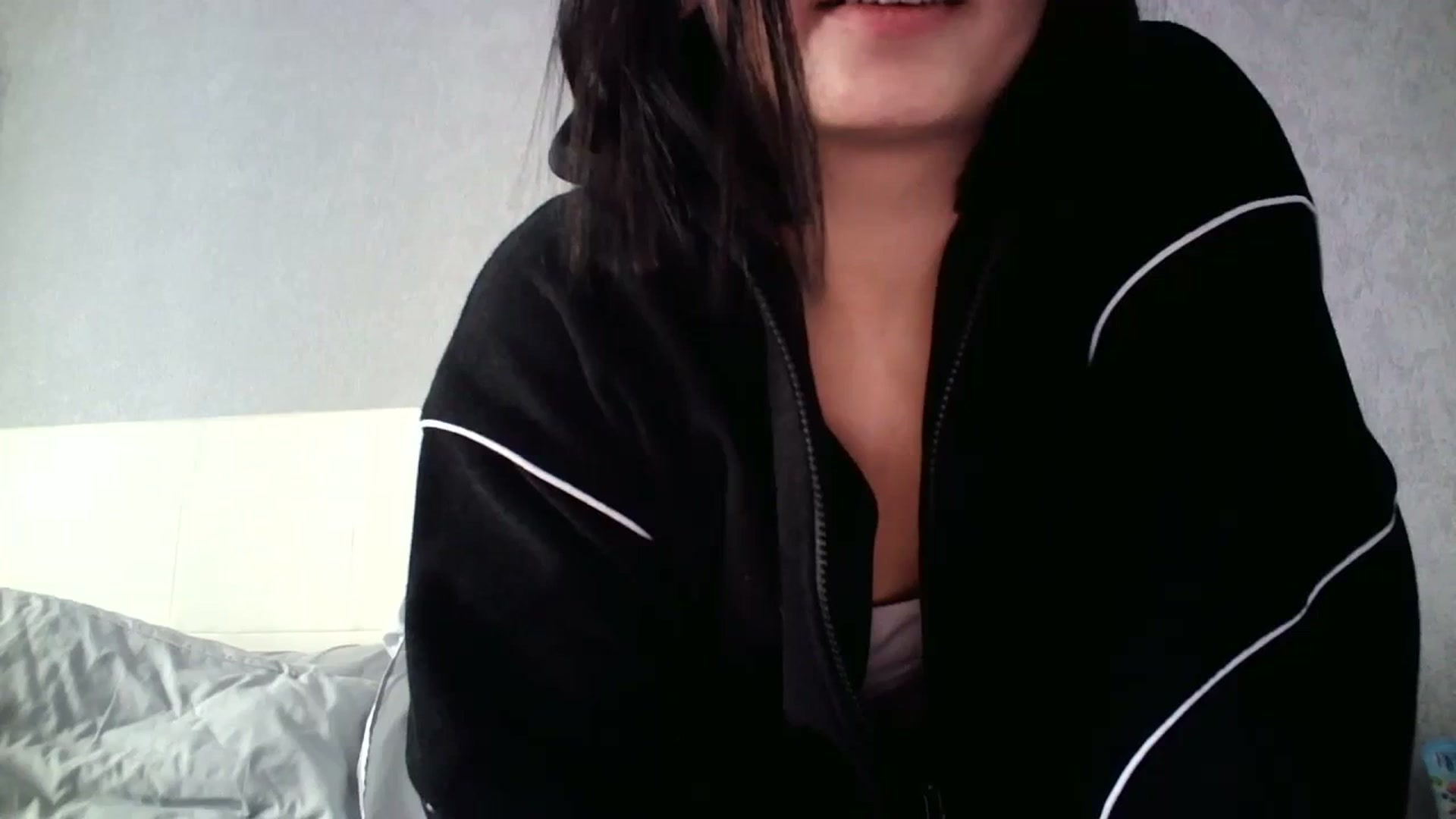Gallery image thumbnail from mrs_lolly's myfreecams stream on, 01/17/2024, 11:40 image 8 of 20