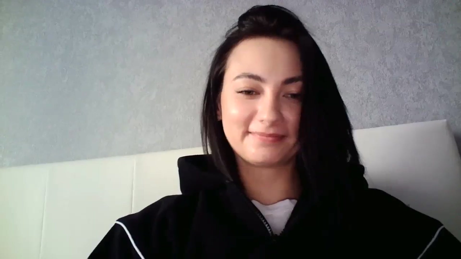 Gallery image thumbnail from mrs_lolly's myfreecams stream on, 01/17/2024, 11:40 image 5 of 20