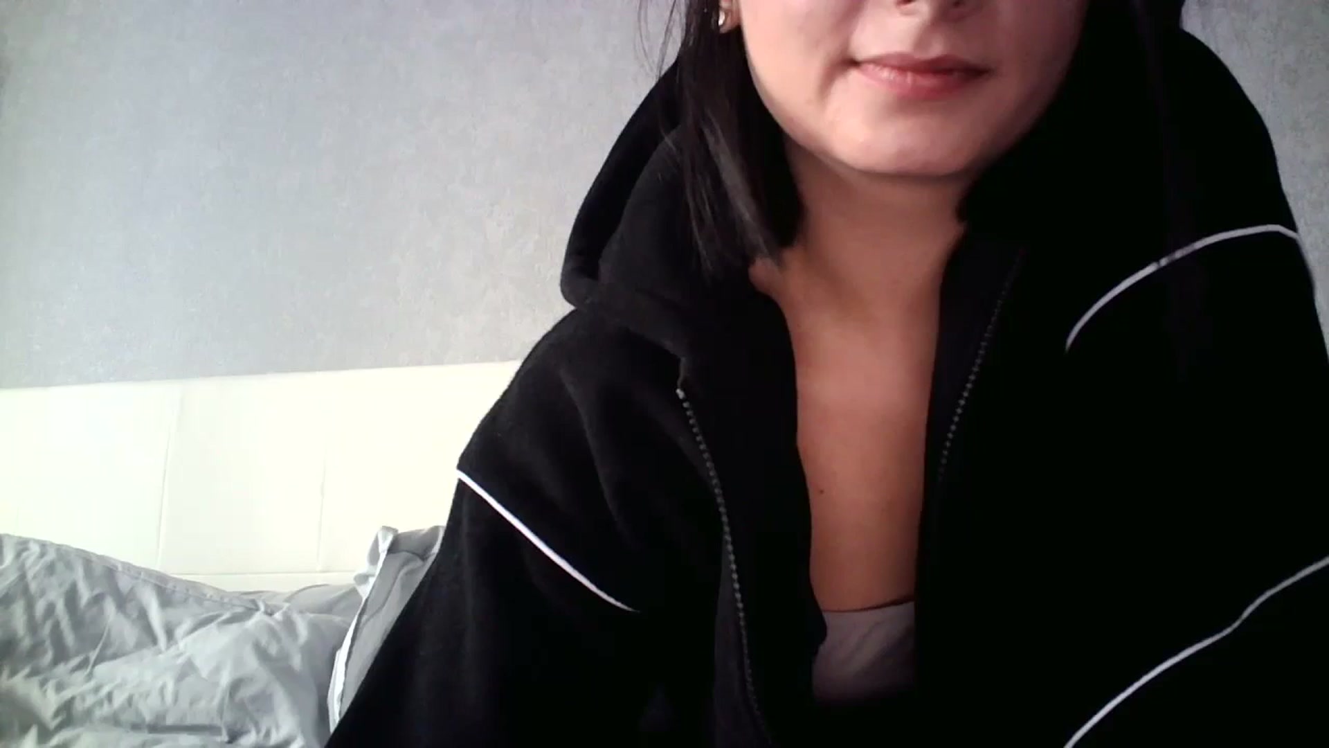Gallery image thumbnail from mrs_lolly's myfreecams stream on, 01/17/2024, 11:40 image 9 of 20