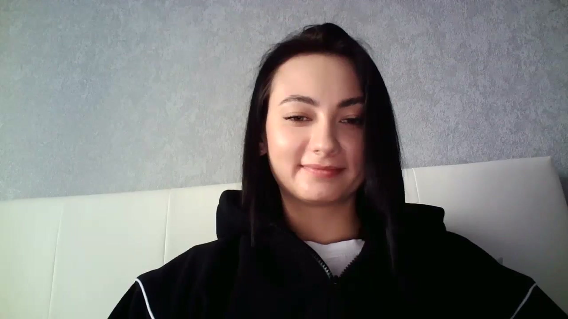 Gallery image thumbnail from mrs_lolly's myfreecams stream on, 01/17/2024, 11:40 image 3 of 20