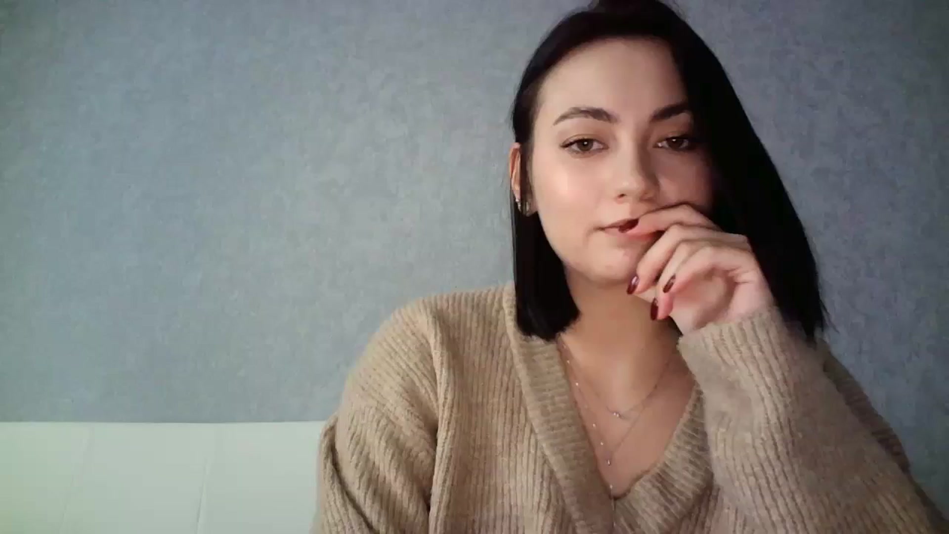 Gallery image thumbnail from mrs_lolly's myfreecams stream on, 01/22/2024, 10:51 image 10 of 20