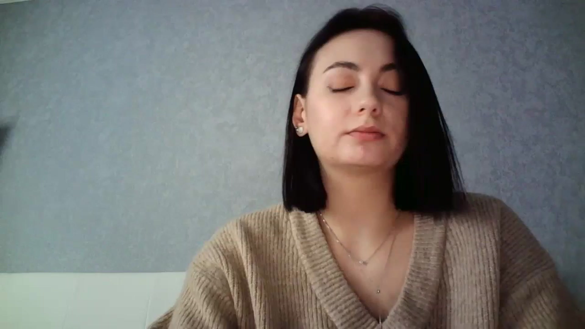 Gallery image thumbnail from mrs_lolly's myfreecams stream on, 01/22/2024, 10:51 image 20 of 20