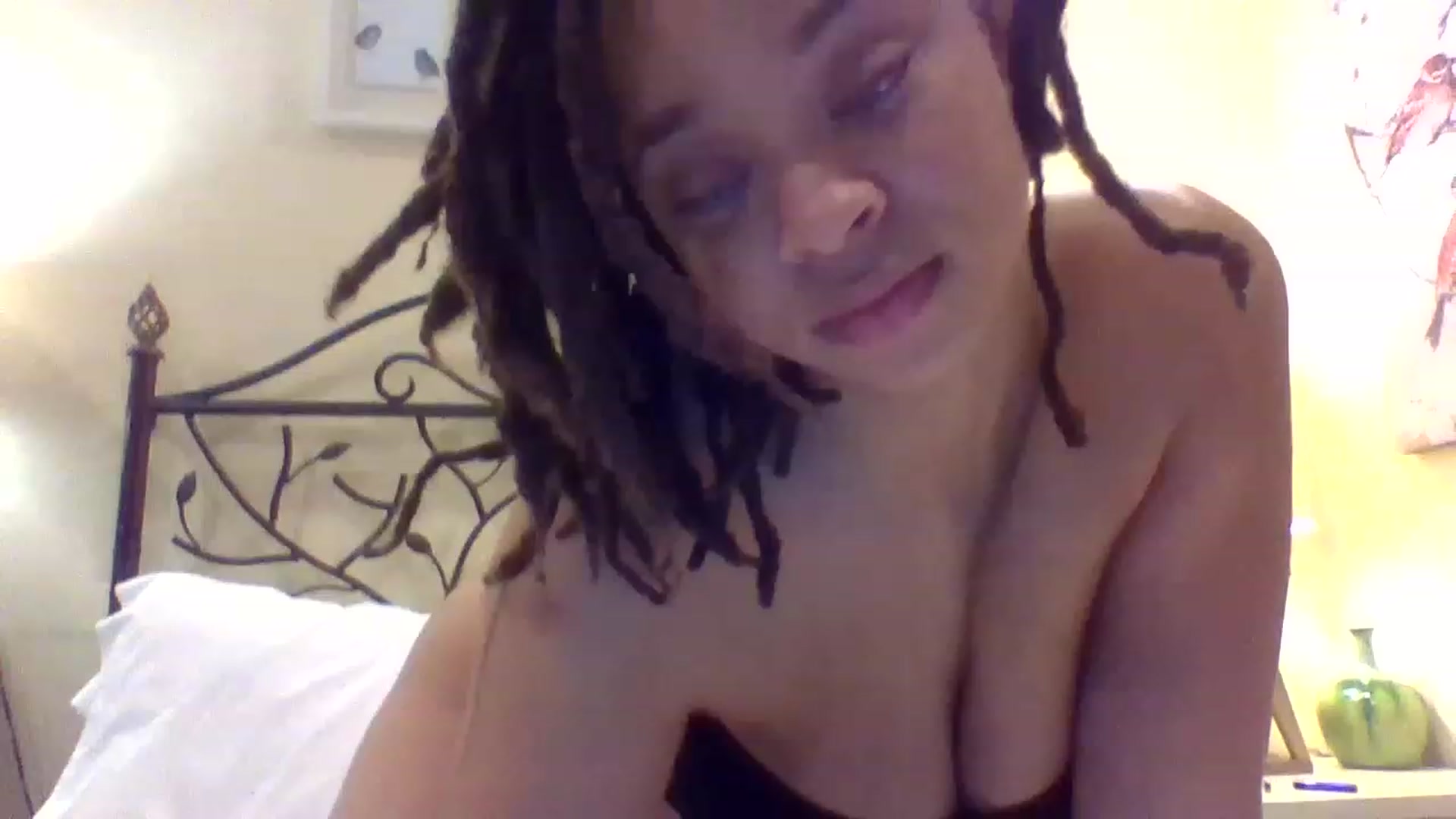Gallery image thumbnail from msfrenchy's myfreecams stream on, 11/26/2022, 14:33 image 4 of 20
